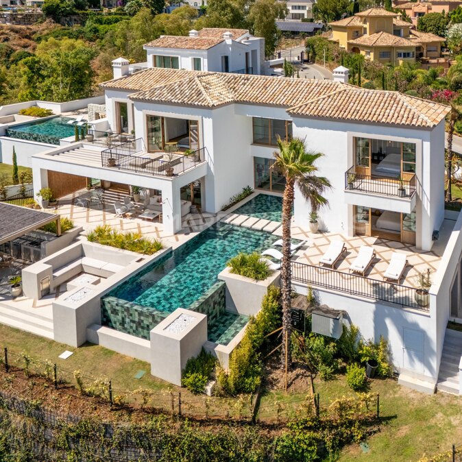 Contemporary Luxury Villa with Panoramic Views in The Hills, La Quinta – Benahavís