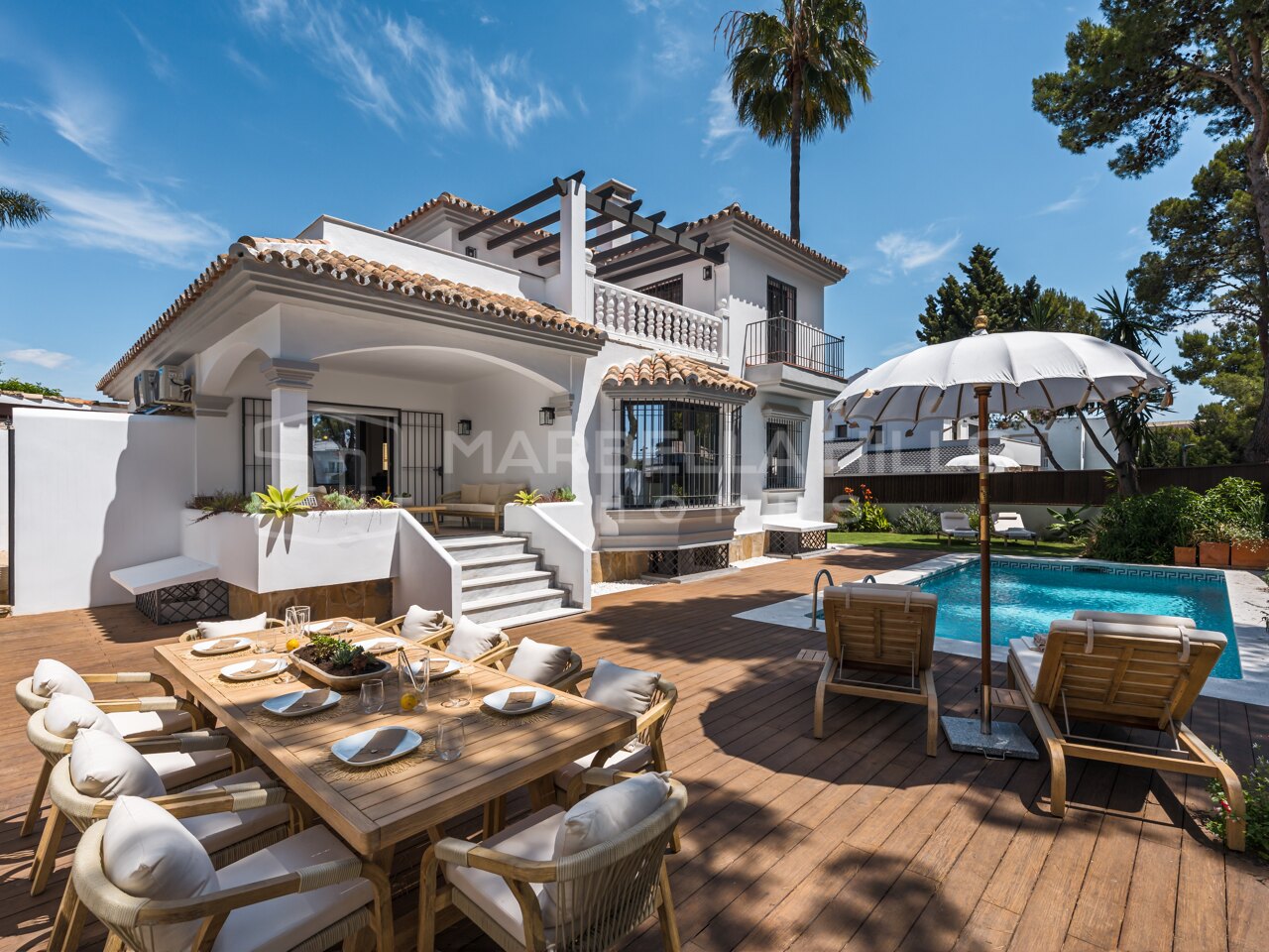 Villa de 6 Chambres Entièrement Rénovée à Vendre à Altos del Rodeo, Nueva Andalucía – À Deux Pas de Puerto Banús