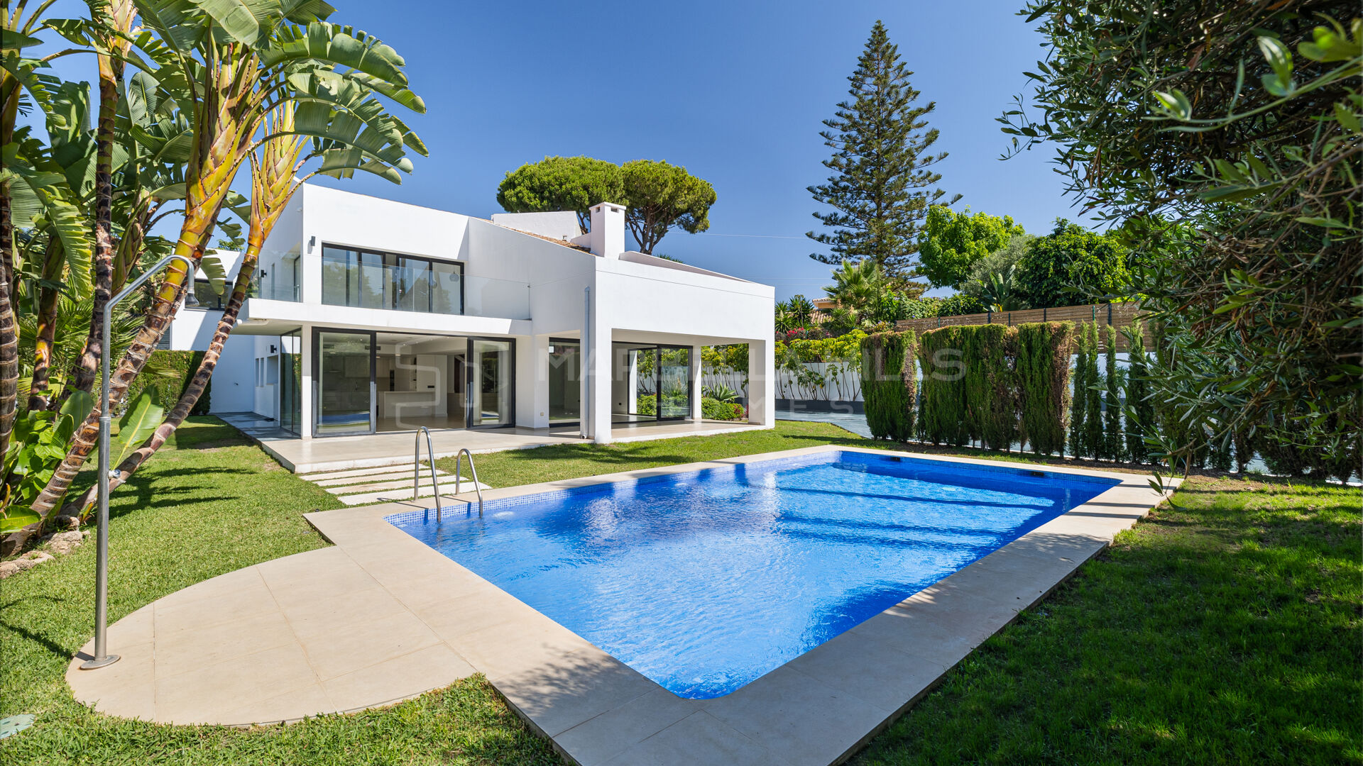Villa Contemporaine de 4 Chambres à Vendre à Linda Vista, San Pedro de Alcántara – À Deux Pas de la Plage