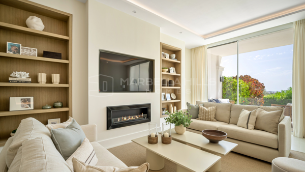 Komplett Renoviertes 4-Schlafzimmer-Reihenhaus mit Panoramablick auf Golf und Meer – La Quinta, Benahavís