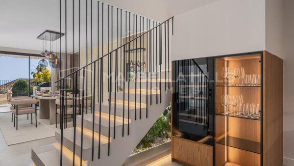 Komplett Renoviertes Design-Townhouse mit 3 Schlafzimmern und Panoramablick in La Quinta Hills, Benahavís
