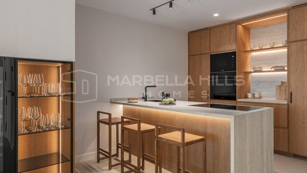 Komplett Renoviertes Design-Townhouse mit 3 Schlafzimmern und Panoramablick in La Quinta Hills, Benahavís