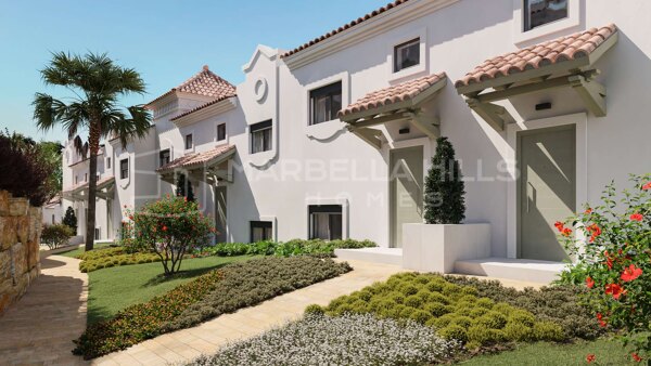 Modern Townhouses for Sale in West Estepona – Near Golf and Nature