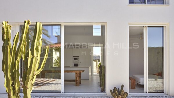Projet de Villa Moderne Clé en Main à Valle Romano, Estepona – Vie Durable avec Vue sur Golf, Montagne et Mer