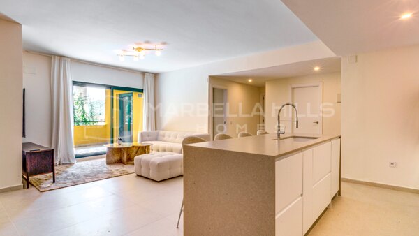 Elegante apartamento de 4 dormitorios en venta en San Pedro de Alcántara – A solo pasos de la playa