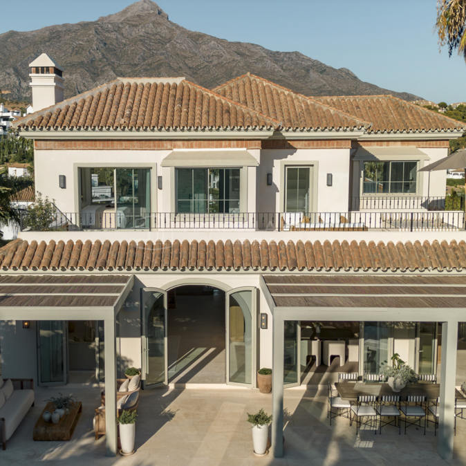 Villa de luxe d’inspiration française à vendre dans la Vallée du Golf de Nueva Andalucía