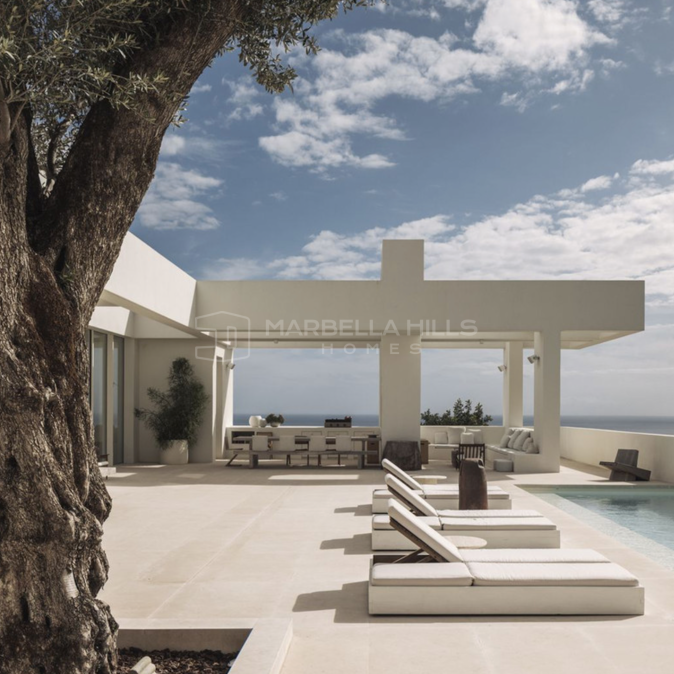 Villa contemporaine à vendre à Altos de los Monteros, Marbella, avec vues panoramiques sur la mer