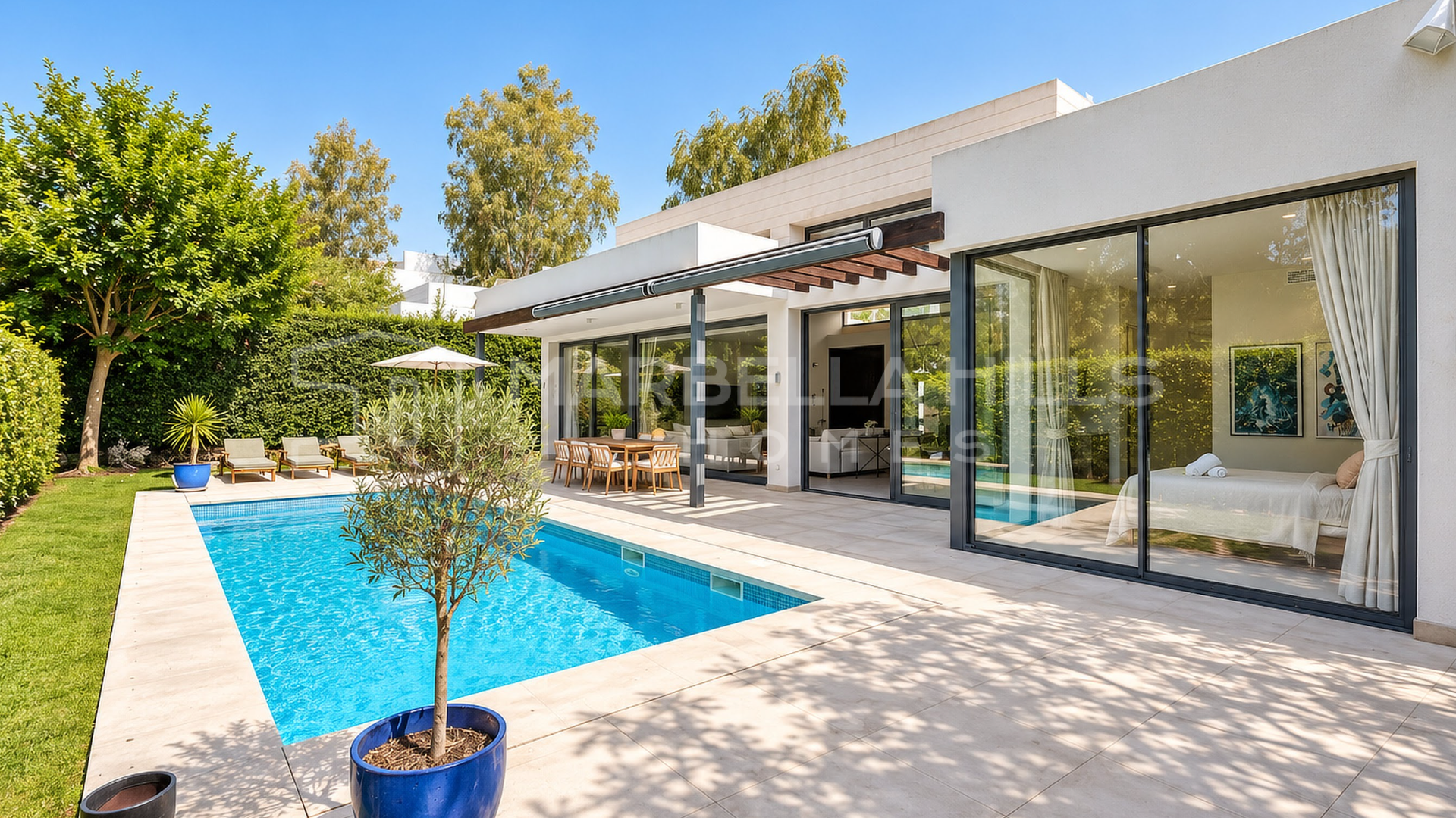 Moderner Bungalow zum Verkauf in Atalaya, Estepona