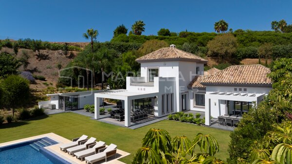 Renovierte Villa in Monte Mayor, Benahavís, auf 7.500 m² Grundstück