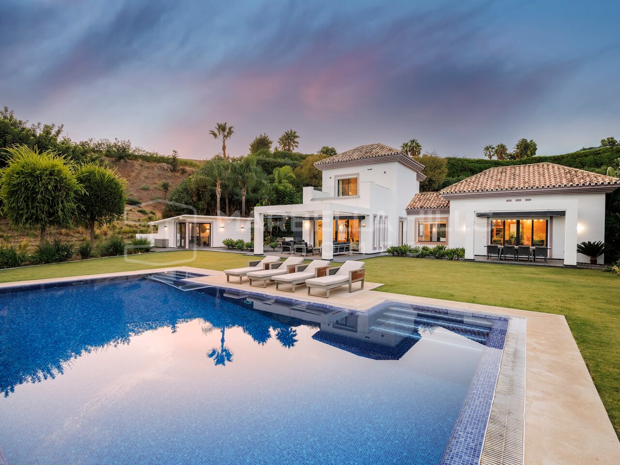 Renovierte Villa in Monte Mayor, Benahavís, auf 7.500 m² Grundstück
