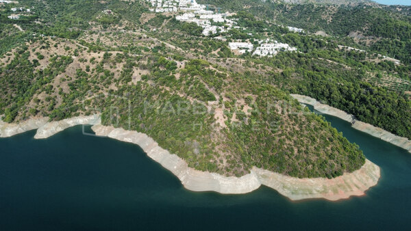 Villa de luxe à vendre à Istán avec vues panoramiques sur les montagnes