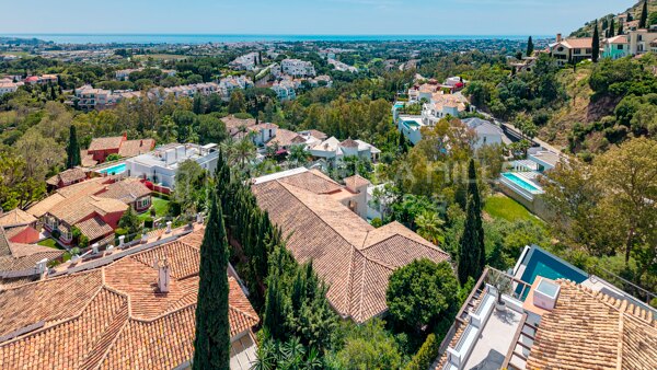 Klassische andalusische Villa in El Herrojo Alto, Benahavís