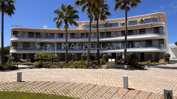 Appartement de 2 chambres en première ligne de mer à The Edge, Estepona