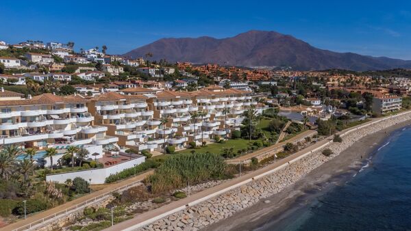 Penthouse duplex en front de mer avec vue mer à vendre à Sinfonía del Mar, Estepona
