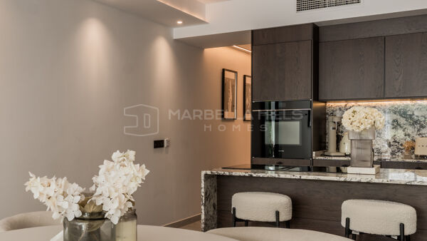 Enovated 3-Bedroom Golf Apartment for Sale in La Quinta, Benahavís