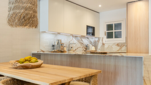 Renovated 2-Bedroom Apartment for Sale in Puente Romano II, Marbella Golden Mile