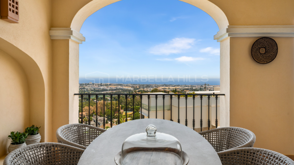 Elegant 2 bedroom Apartment with Panoramic Sea Views in Buenavista, La Quinta