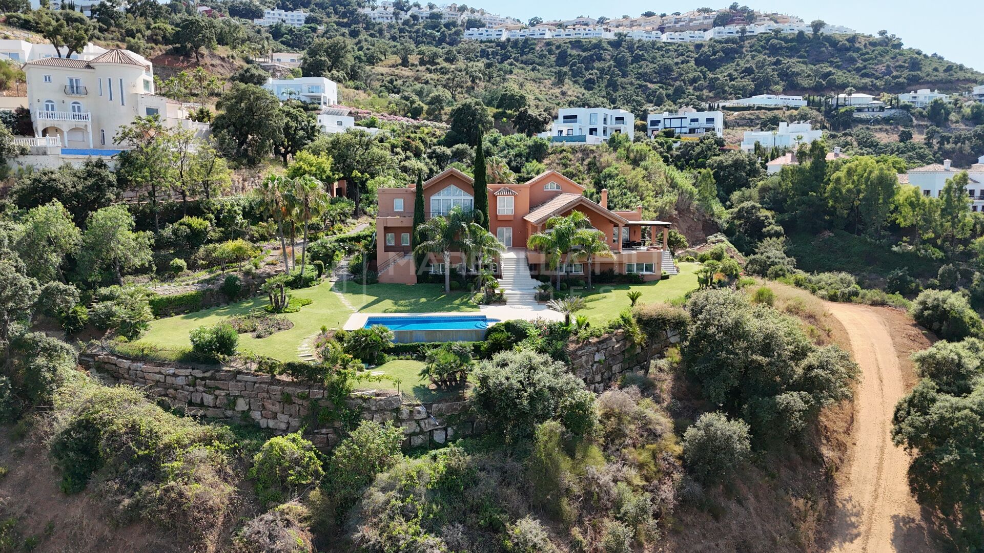 Exclusive Luxury Villa for Sale in La Mairena with Panoramic Sea Views and 7,793 m² Estate