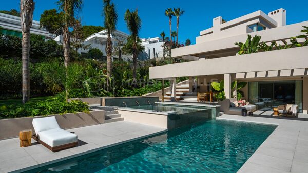 Villa de luxe exclusive à vendre à Nueva Andalucía, Marbella