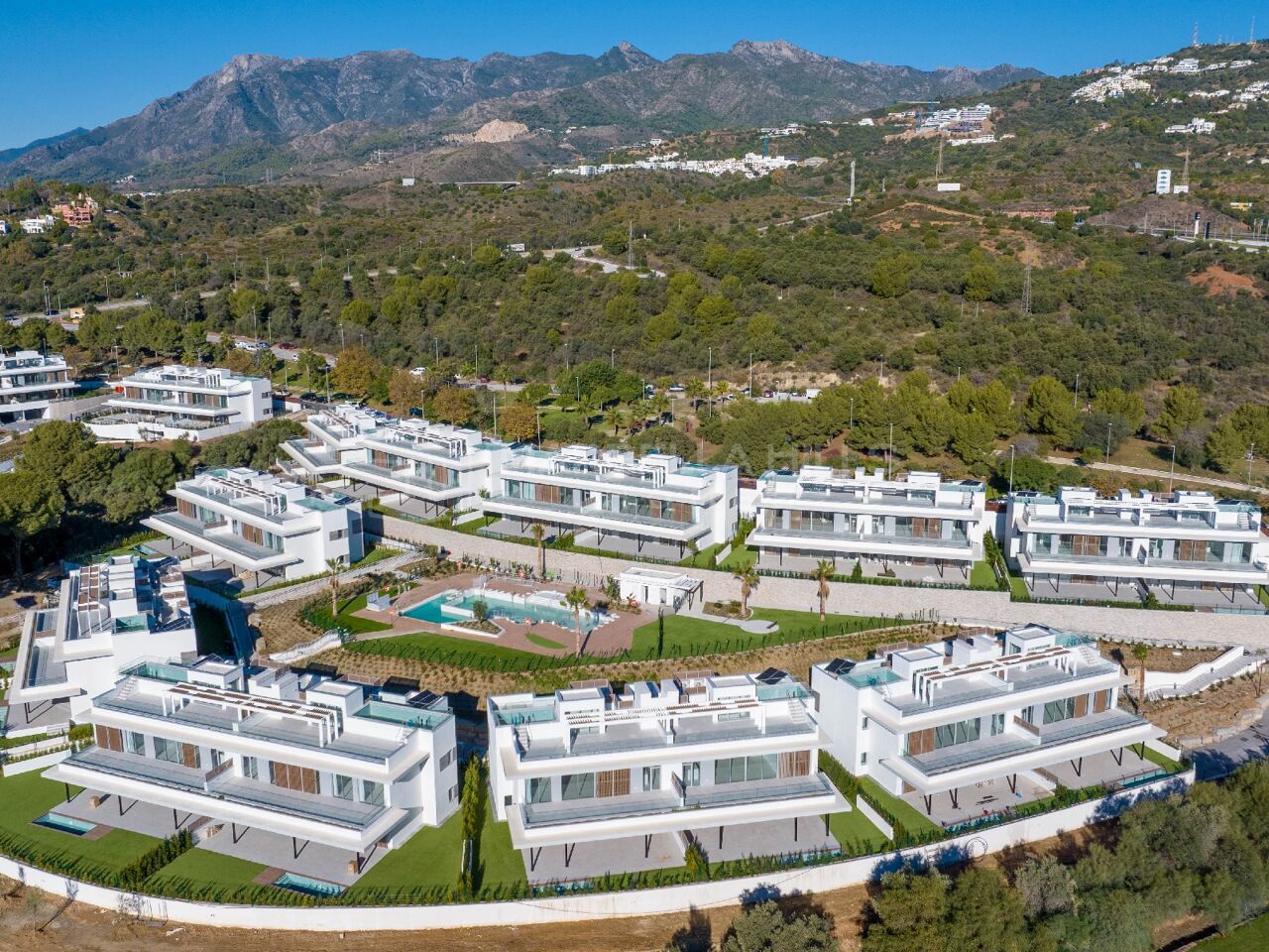 Appartement contemporain de 3 chambres avec grande terrasse à Los Monteros, Marbella Est