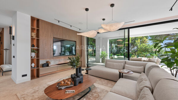 Brand New Villa for Sale in Nagüeles on Marbella’s Golden Mile