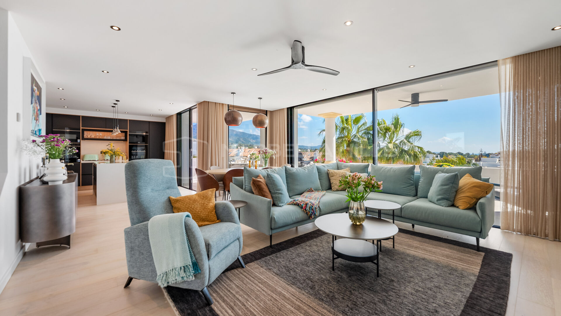 Renovated 3-Bedroom Duplex Penthouse for Sale in Monte Paraíso, Marbella Golden Mile