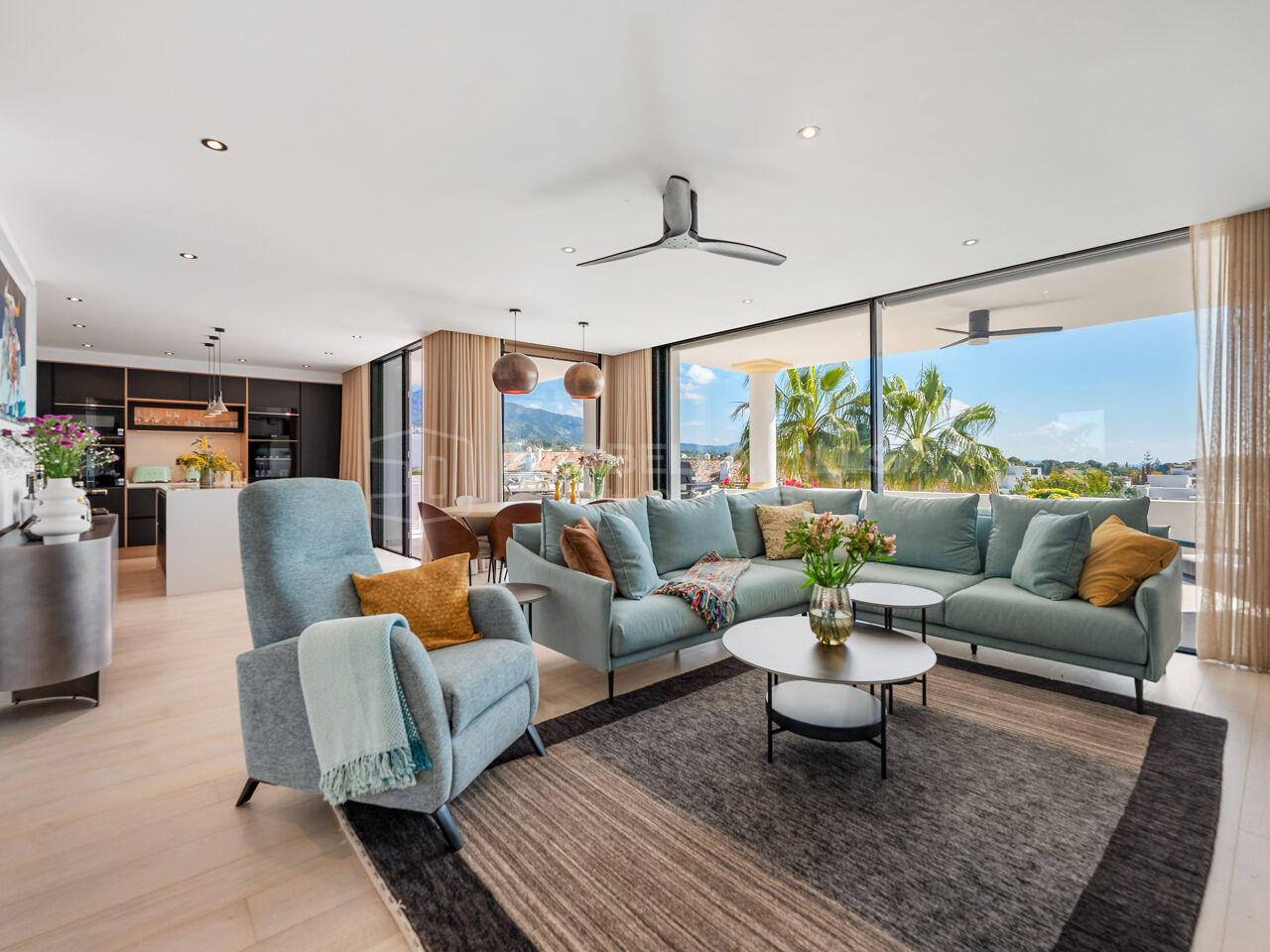 Renovated 3-Bedroom Duplex Penthouse for Sale in Monte Paraíso, Marbella Golden Mile