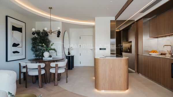 Renovated Apartment for Sale on Marbella’s Golden Mile in Las Terrazas de Las Lomas del Marbella Club