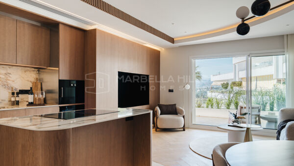 Renovated Apartment for Sale on Marbella’s Golden Mile in Las Terrazas de Las Lomas del Marbella Club