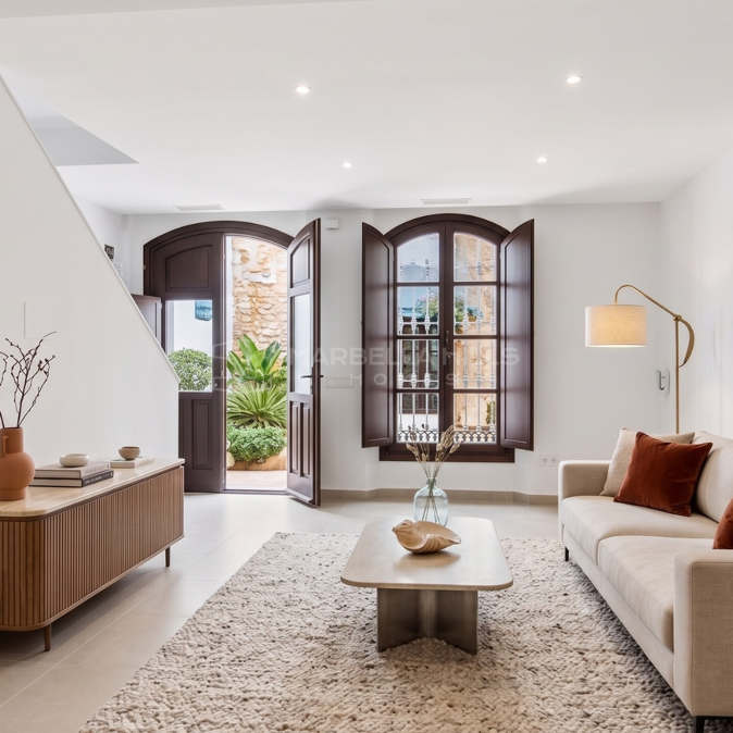 Brand New Townhouse for Sale in Estepona Old Town with Private Terraces