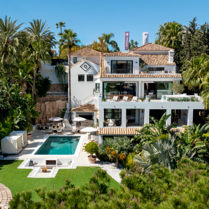 Exceptionnelle villa de luxe à vendre à Nueva Andalucía avec vues panoramiques sur la mer et La Concha