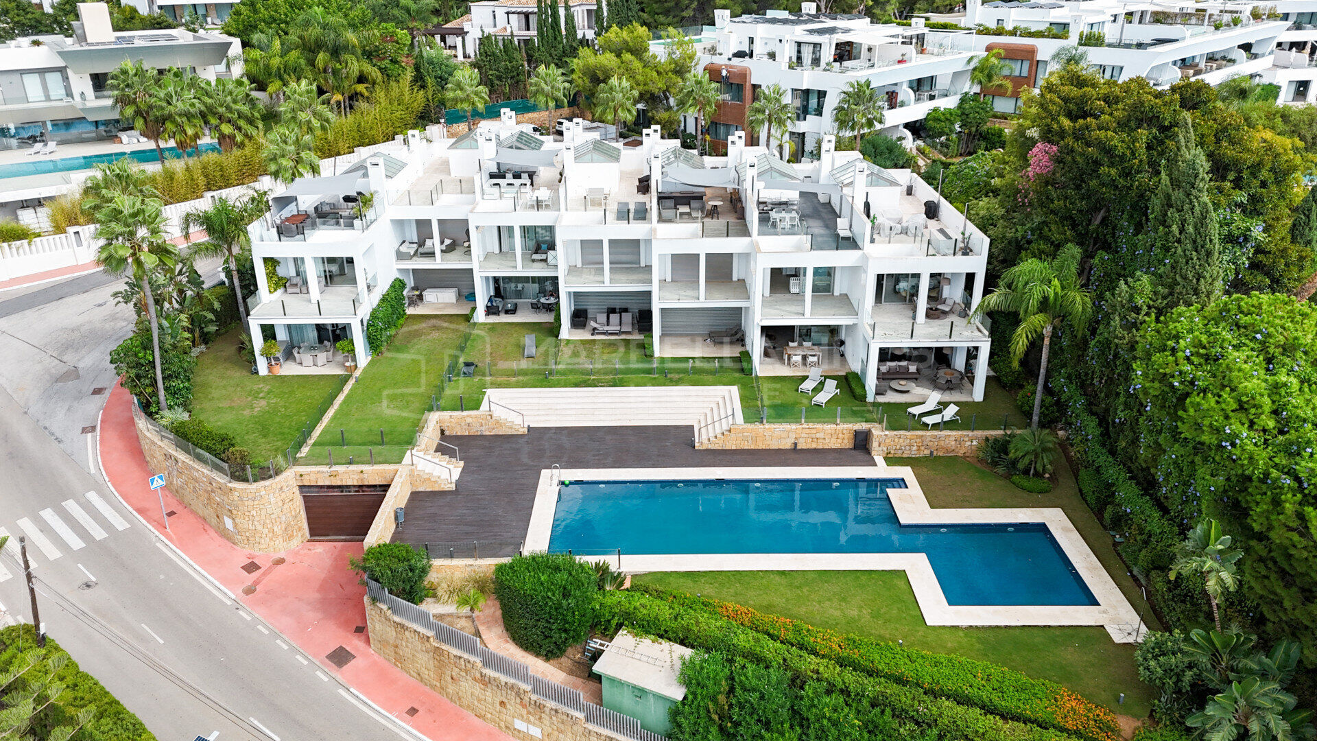 Maison de ville contemporaine de trois chambres avec ascenseur et rooftop à Vistas Marinas, Sierra Blanca