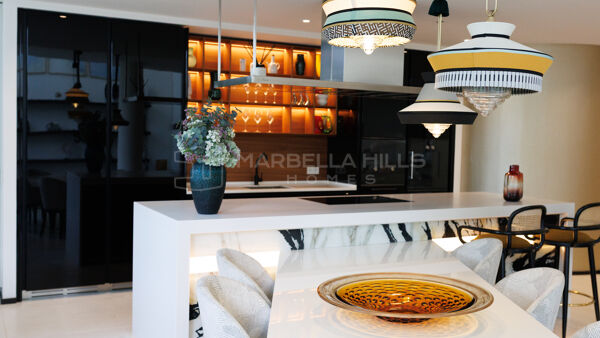 Villa jumelée à vendre à Meisho Hills, Sierra Blanca, Marbella