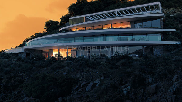 Villa de luxe à vendre à Real de La Quinta, Benahavís, avec vue panoramique sur la mer