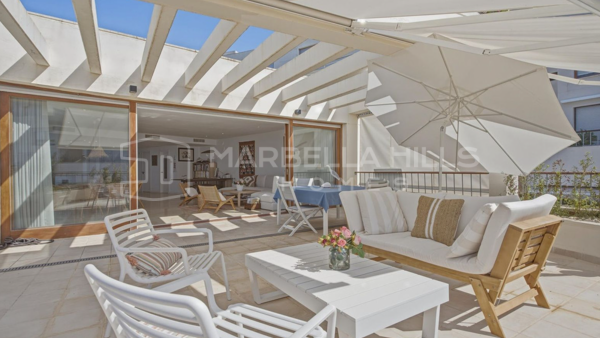 Sea View Penthouse for Sale in Los Altos de los Monteros, Marbella East