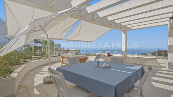 Sea View Penthouse for Sale in Los Altos de los Monteros, Marbella East