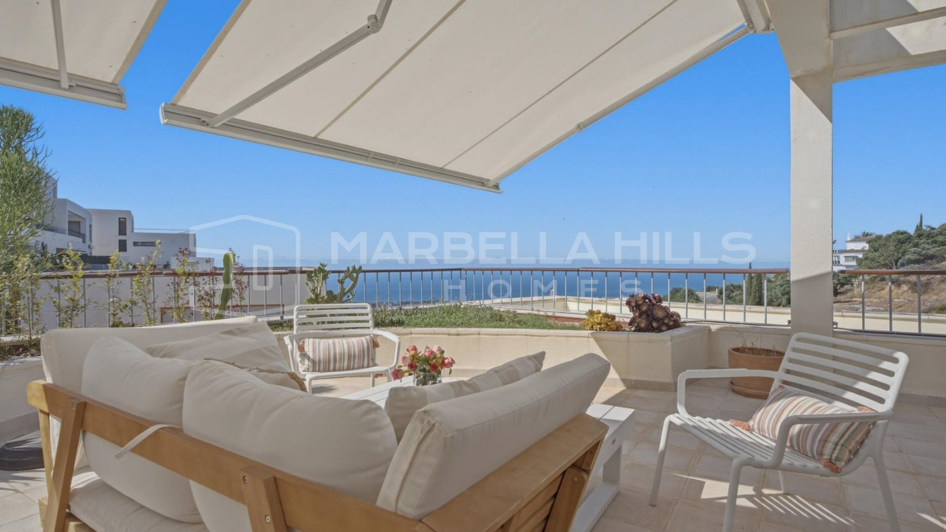 Penthouse avec vue mer à vendre à Los Altos de los Monteros, Marbella Est
