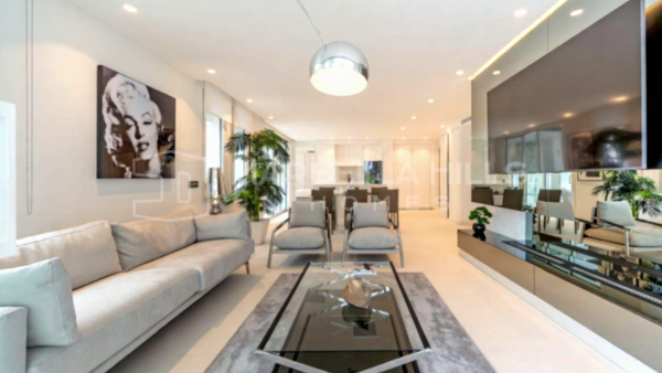 Luxuswohnung zum Verkauf in Marina Puente Romano an der Goldenen Meile von Marbella