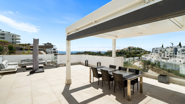 Appartement contemporain de 3 chambres avec vaste solarium à La Quinta