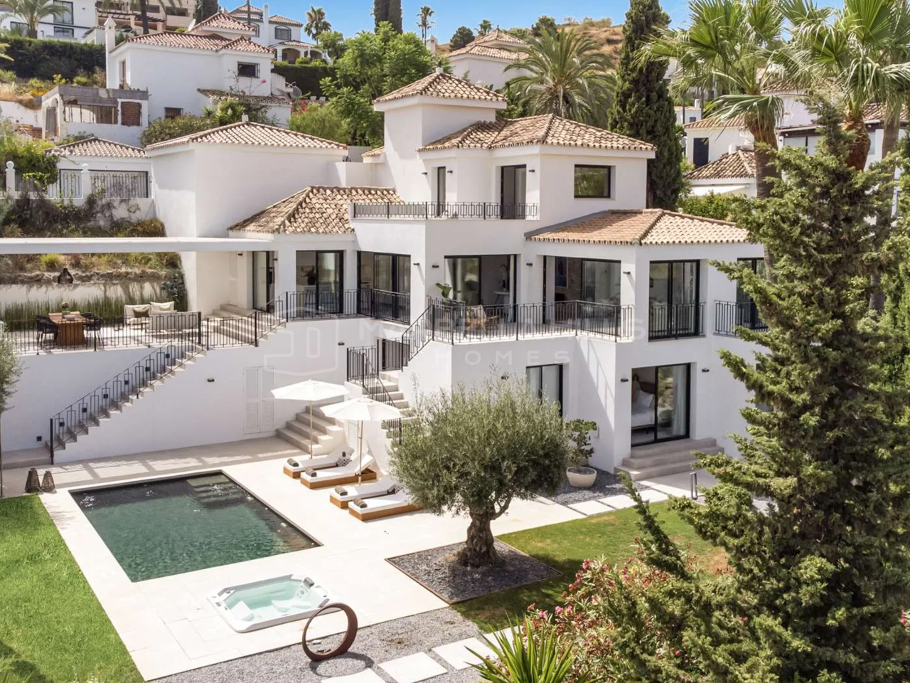 Villa avec vue sur la mer à Los Naranjos Hill Club, Nueva Andalucía