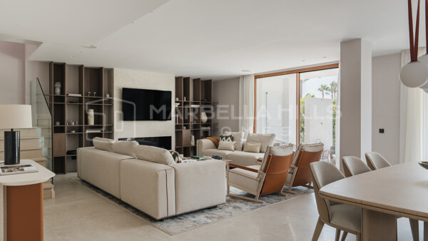 Renovated Luxury Duplex Garden Apartment for Sale in Alcores del Golf, Nueva Andalucía