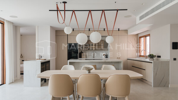 Renovated Luxury Duplex Garden Apartment for Sale in Alcores del Golf, Nueva Andalucía