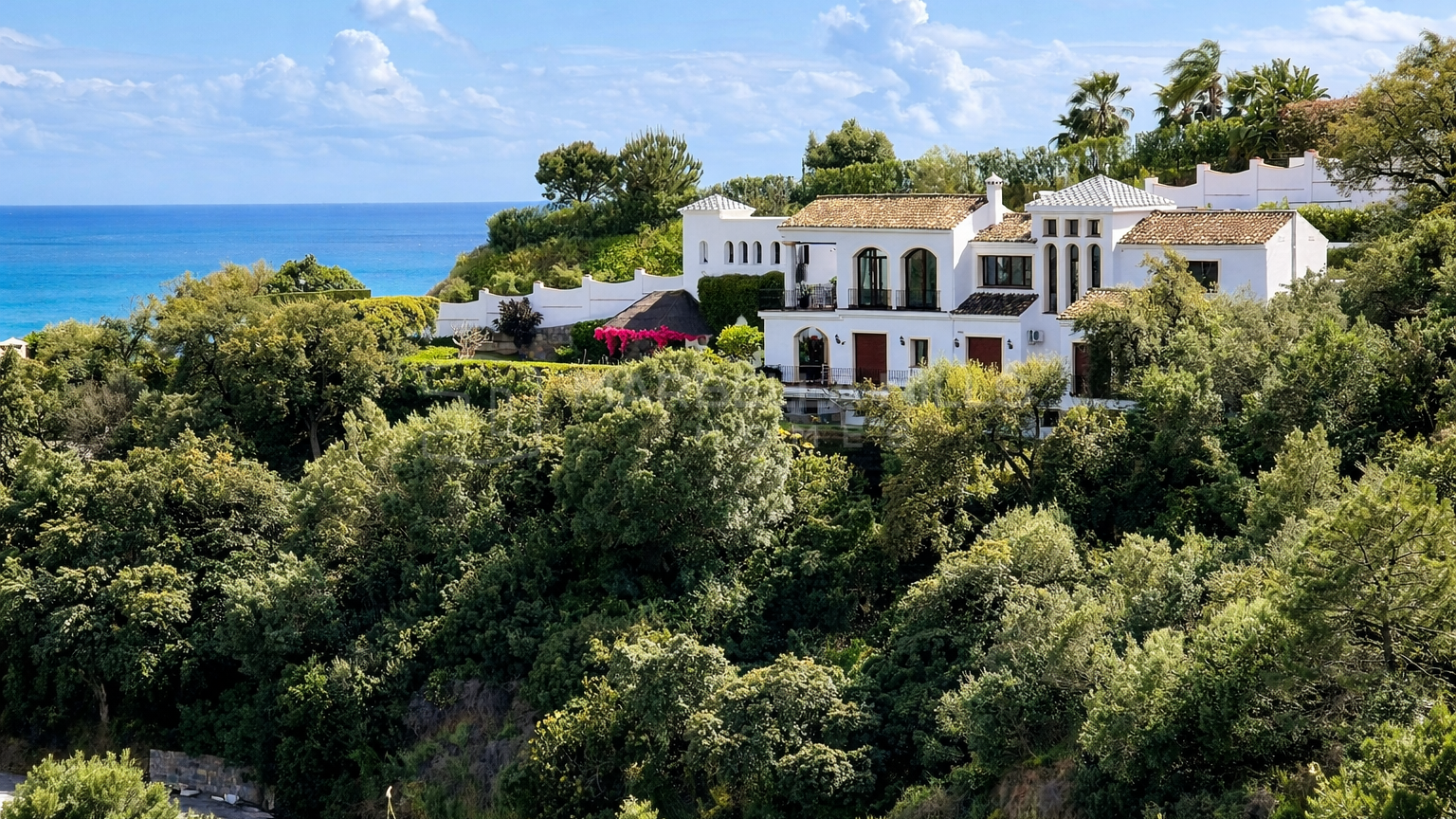 Villa andaluza con vistas al mar en Monte Mayor, Benahavís