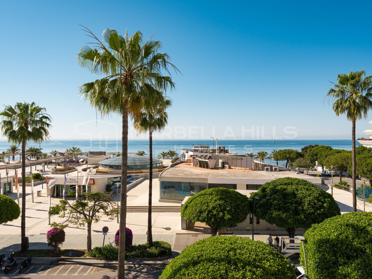 Luxuriöse Duplexwohnung zum Verkauf im Zentrum von Marbella mit Panoramablick auf das Meer
