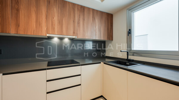Contemporary Beachside Apartment for Sale in Mare, San Pedro de Alcántara