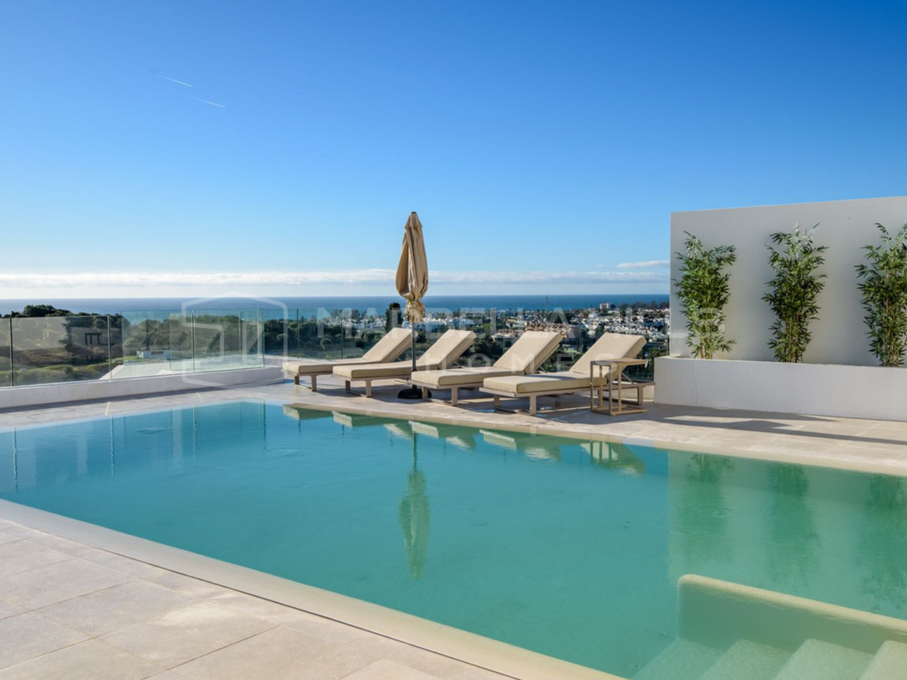 Exceptional Contemporary Sea View Villa for Sale in El Paraíso, Benahavís
