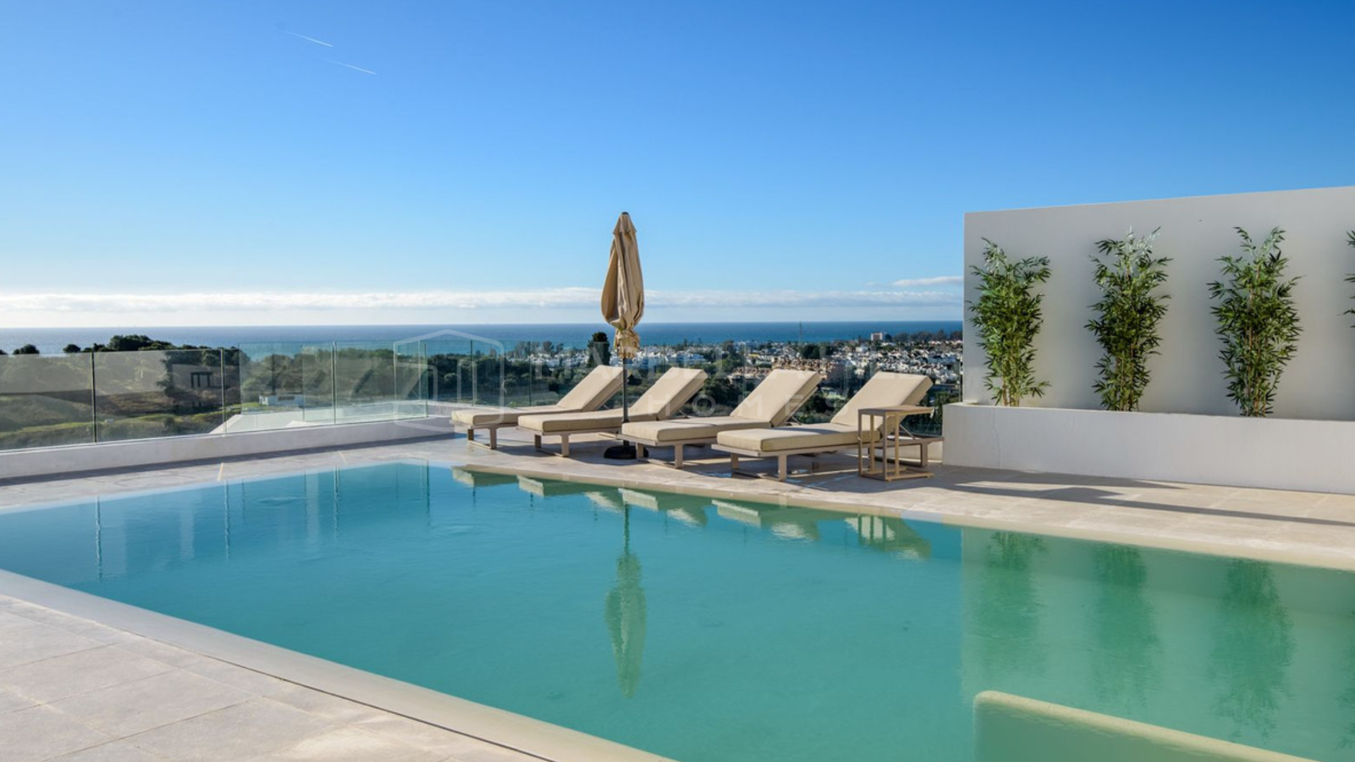 Exceptional Contemporary Sea View Villa for Sale in El Paraíso, Benahavís
