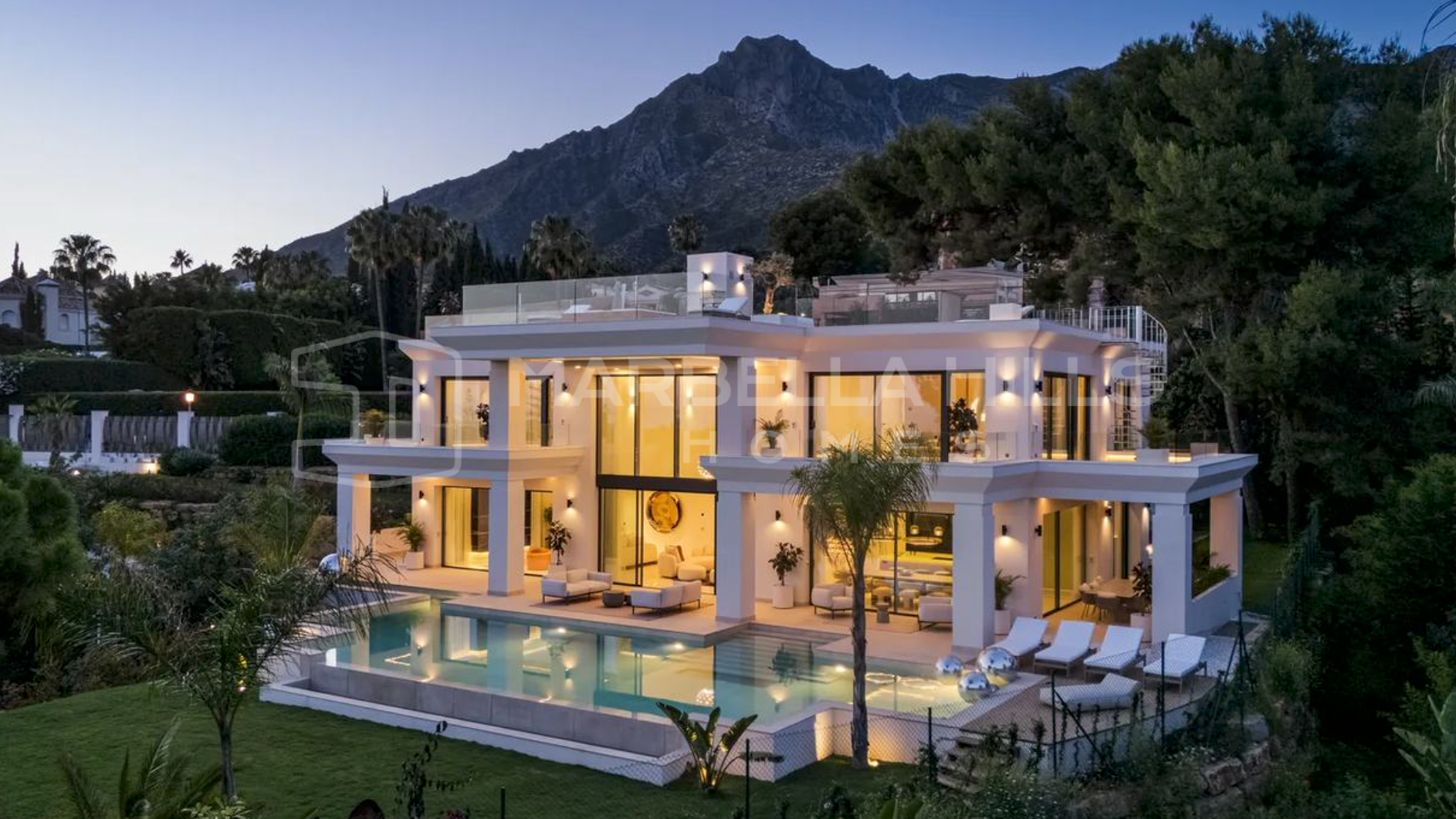 Villa de Luxe Contemporaine à Vendre à Sierra Blanca, Marbella Golden Mile avec Vue Panoramique sur la Mer