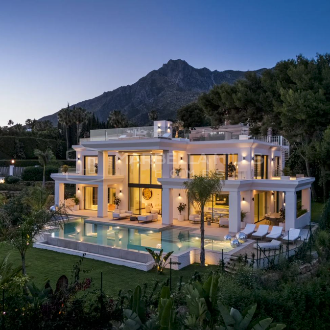 Villa de Luxe Contemporaine à Vendre à Sierra Blanca, Marbella Golden Mile avec Vue Panoramique sur la Mer