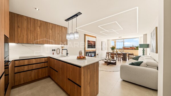 Appartement rénové de 3 chambres à vendre à Palacetes Los Belvederes, La Cerquilla, Nueva Andalucía